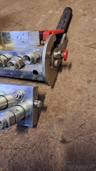 Prodám rozvaděč multiblok 4sekcni - 9