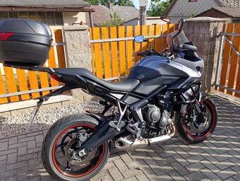 Triumph Tiger sport 660 - 9