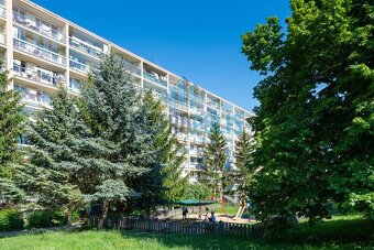 Prodej světlého bytu 3+1 s lodžií – 81 m², Praha – Horní Měc - 9