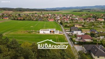 Stavební pozemek 2752 m2 ve Zlíně-Velíkové - 9