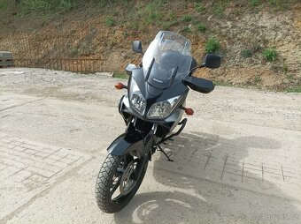Suzuki DL 650 V-Strom - 9