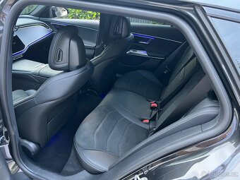 NEW E 220d combi 4-MATIC ,AMG PAKET,2025,20.000km,ZARUKA - 9