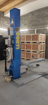 Jednosloupový MOBILNÍ zvedák 2.500/3.500 kg ZÁRUKA - 9