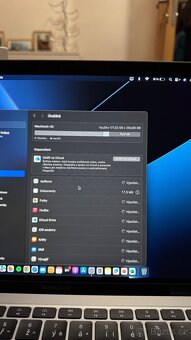 Macbook Air 2020 13,3palců - 9