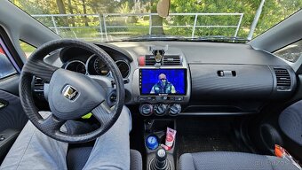Honda Jazz II 1.3 i-DSI benzín STK do: 12/2027 - 9