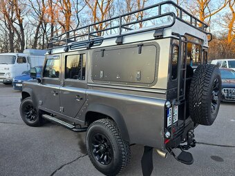 ⭐Land Rover Defender 2.2TD4/1.MAJ/ČR/2015/90KW/DPH⭐ - 9