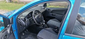 Prodám Ford fiesta 1.3 51 kW - 9