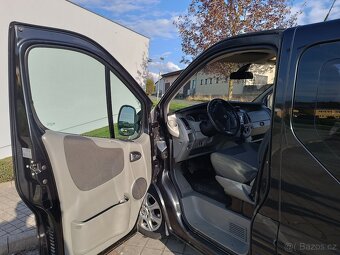 Opel Vivaro 2,5 CDTI - 9