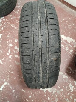 Letní pneu 4x (195/65R15 a 195/60R15) - 9