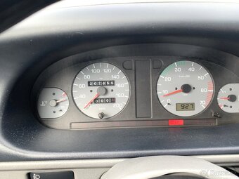 Škoda Felicia LXI 1.3 MPi 50kW TOP STAV - 9