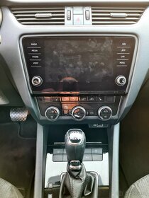 ŠKODA OCTAVIA III 2.0 TDi/135 kW 4x4 R.V. 2018 DSG - 9