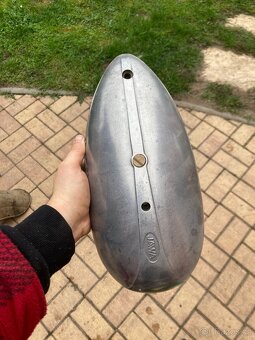 prodam nahradni dily jawa - 9