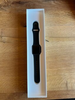 Apple Watch series 3 38mm - 9