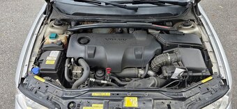 Volvo V70 D5 120kW, 2005, 216 000km, velmi pěkný stav - 9
