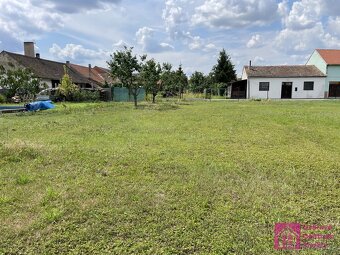 Prodej pozemku pro bydlení, 600 m² - Drnholec, ev.č. 00121 - 9