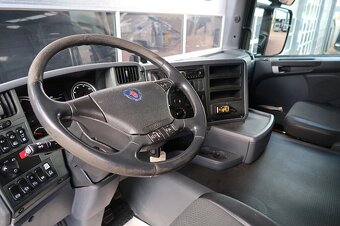 Scania G450 8x4 - sklápěč s hydraulickou rukou Fassi - 9