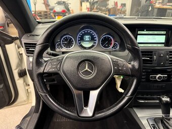 Mercedes-Benz Třídy E 220 CDI - 9