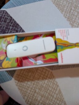 Retro tlačítkové mobily LG,Nokia , foťák , USB na simku - 9
