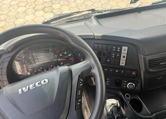 Iveco X WAY Stralis 8x4 - třístranný sklápěč + závěs - 9