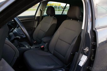 Volkswagen Golf e Šedá/ sivá - 9