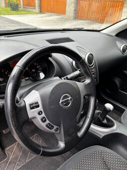 Nissan Qashqai 1.6 benzín 84kw - 9