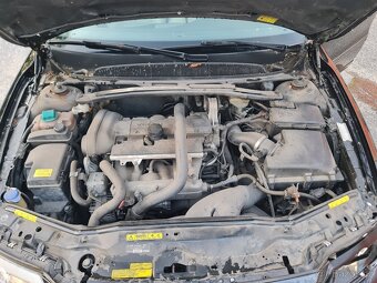 Volvo S80 2.5T black edition - 154kw , puvod CZ - 9