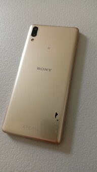Telefon Sony Xperia L3 - 9