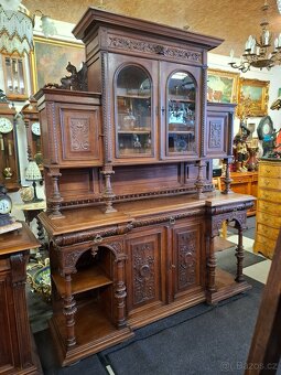 Starožitný neorenesančni příborník HENRI II. - 9