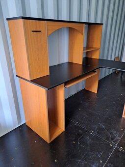 Pracovní psací stůl - 9