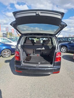 Volkswagen Touran 2.0Tdi 103Kw Dsg Highline R.line - 9