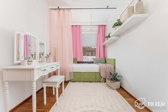 Luxusní 3+kk 139 m2 v nejvyšším patře včetně terasy 47 m2 a - 9