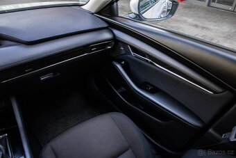 Mazda 3 2.0 Skyactiv G122 Plus A/T - 9