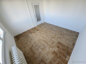 Prodej bytu 3+1, 75 m², Luďka Matury, Pardubice - 9