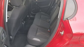 Peugeot 208, 1.2i / najeto 45 000 km 1.Majitel ČR - 9