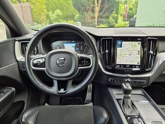 Volvo XC60 R-Design AWD 2.0D 140kw 8st. AT • 2019 • 4x4 - 9