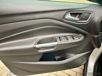 Ford KUGA 1.5 TDCi TITANIUM LED NAVI SENZORY - 9