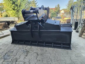 Hydraulicka svahovka Miller Geith 24tun - 9