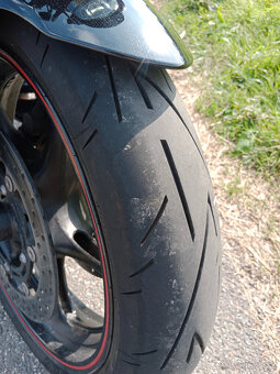 YAMAHA FZ6 N S2 (2008) - 9