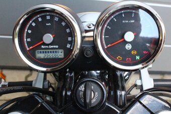 Royal Enfield Interceptor 650EFI koupeno v ČR. - 9