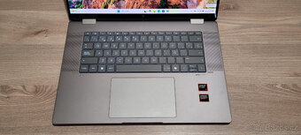 HP 2v1, Ryzen 7-8840 8/16x 5,1GHz, 16GB DDR5, 1TB SSD, R780M - 9