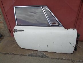 Fiat Dino 2400 Coupe, dveře. - 9