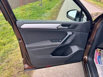 ► VW TIGUAN 1.4 TSI 110KW R-LINE VIRTUAL-LED-NAVI-ACC-TAŽNÉ - 9