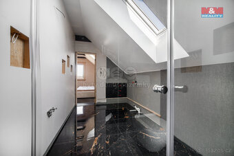 Prodej rodinného domu, 2023 m², Bohuňov - 9