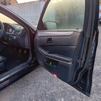 Mercedes E 212, r.v.2010 - 9