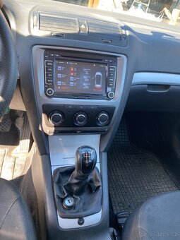 Octavia combi 1.6tdi 77kw rok 2010 - 9