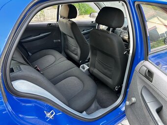Škoda Fabia 1.4 16V 55kW KLIMA SERV.KN - 9