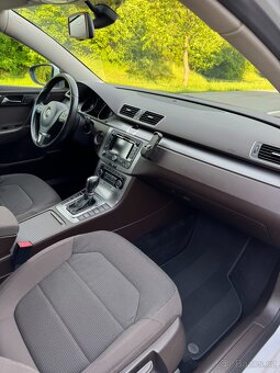 VW Passat B7 2011 2.0TDi 103kW DSG 196tkm Xenon Webasto Navi - 9