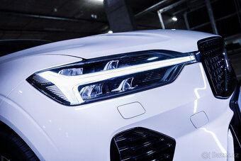 Volvo XC60 B4 diesel R-Design facelift, 2021, ťažné, DPH - 9