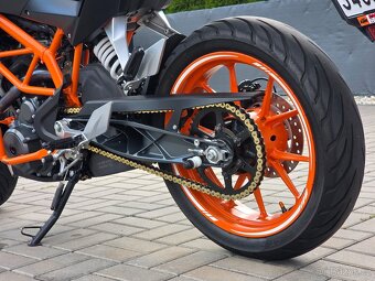 KTM Duke 390, původ ČR, serviska, padací rámy, blastery - 9