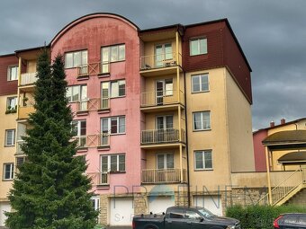 Pronájem bytu 1+kk 40 m² s balkónem - 9